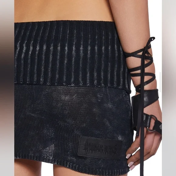 BRAND NEW Distressed sweater skirt - Picture 3 of 3